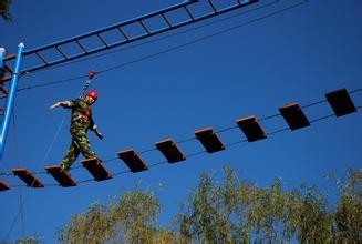 广州花都基地体验式培训拓展、广州长隆乐园、珠江夜游观光休闲两天培训方案_广州拓展训练
